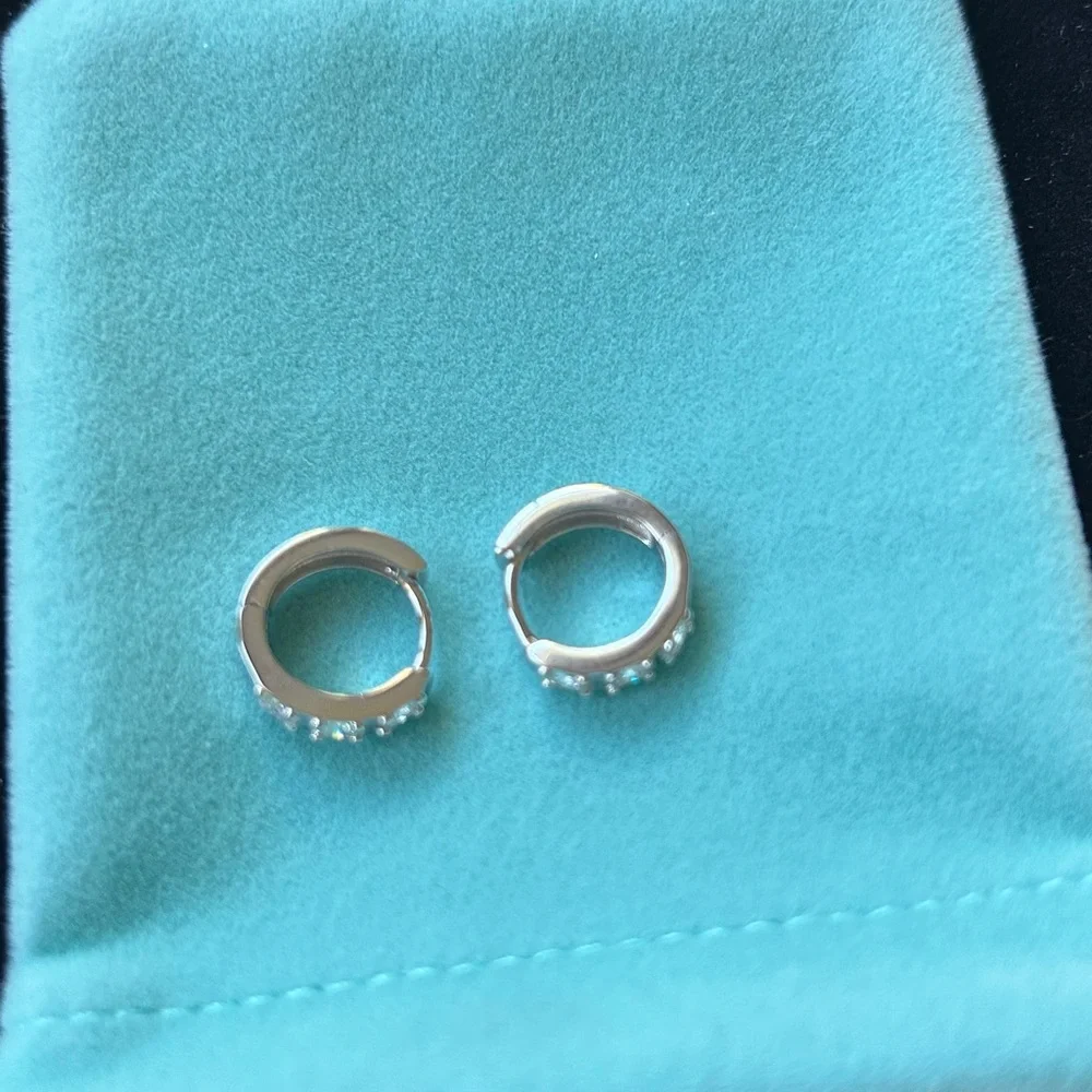 Luxury Moissanite Diamond‎ 925 sterling silver huggie earrings retail $599
